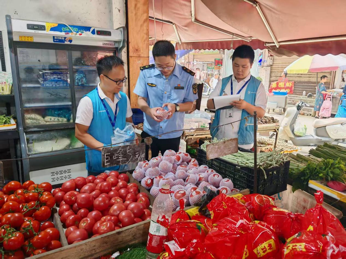 筑牢“放心吃”安全防线 成都召开农产品批发市场监管现场会聚焦食用农产品质量安全