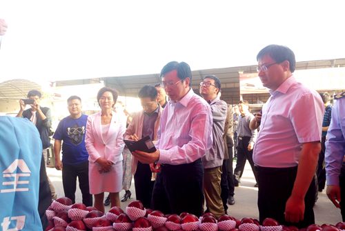 河南省召开食用农产品批发市场食品安全主体责任专项治理现场会